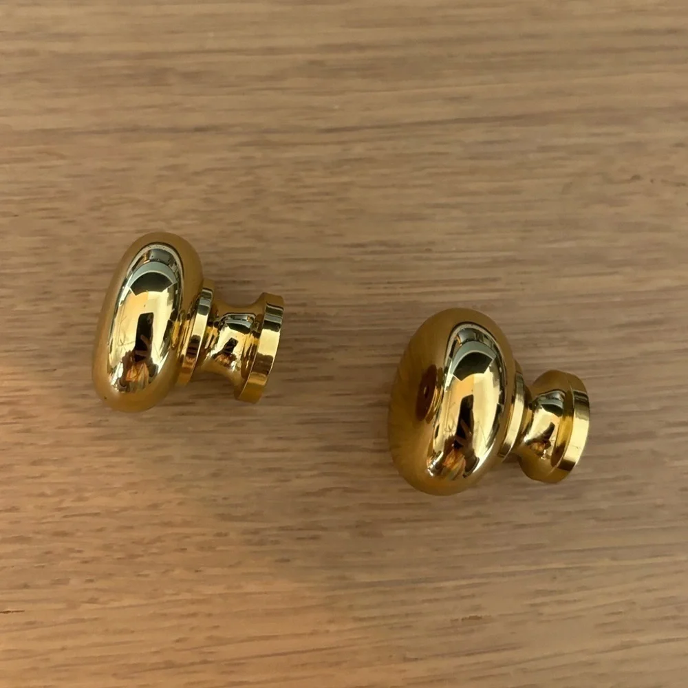 Set of‎ 2 cabinet door knobs Solid brass. New